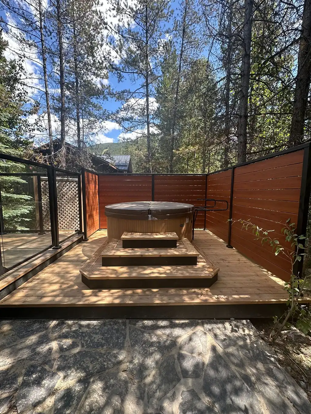 hot tub deck built by Vision Project Services