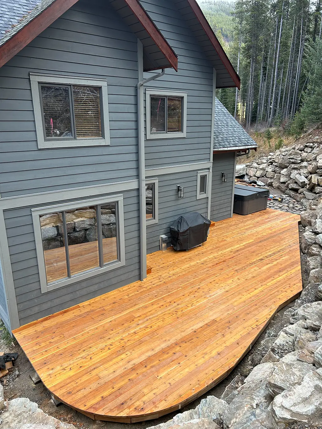 new deck by Vision Project Services